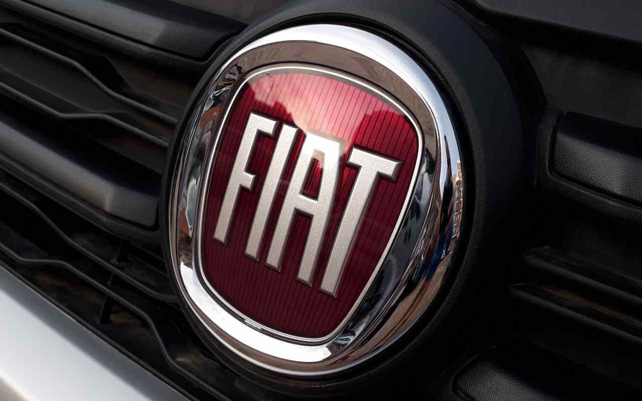 Fiat Logo (Adobe Stock)