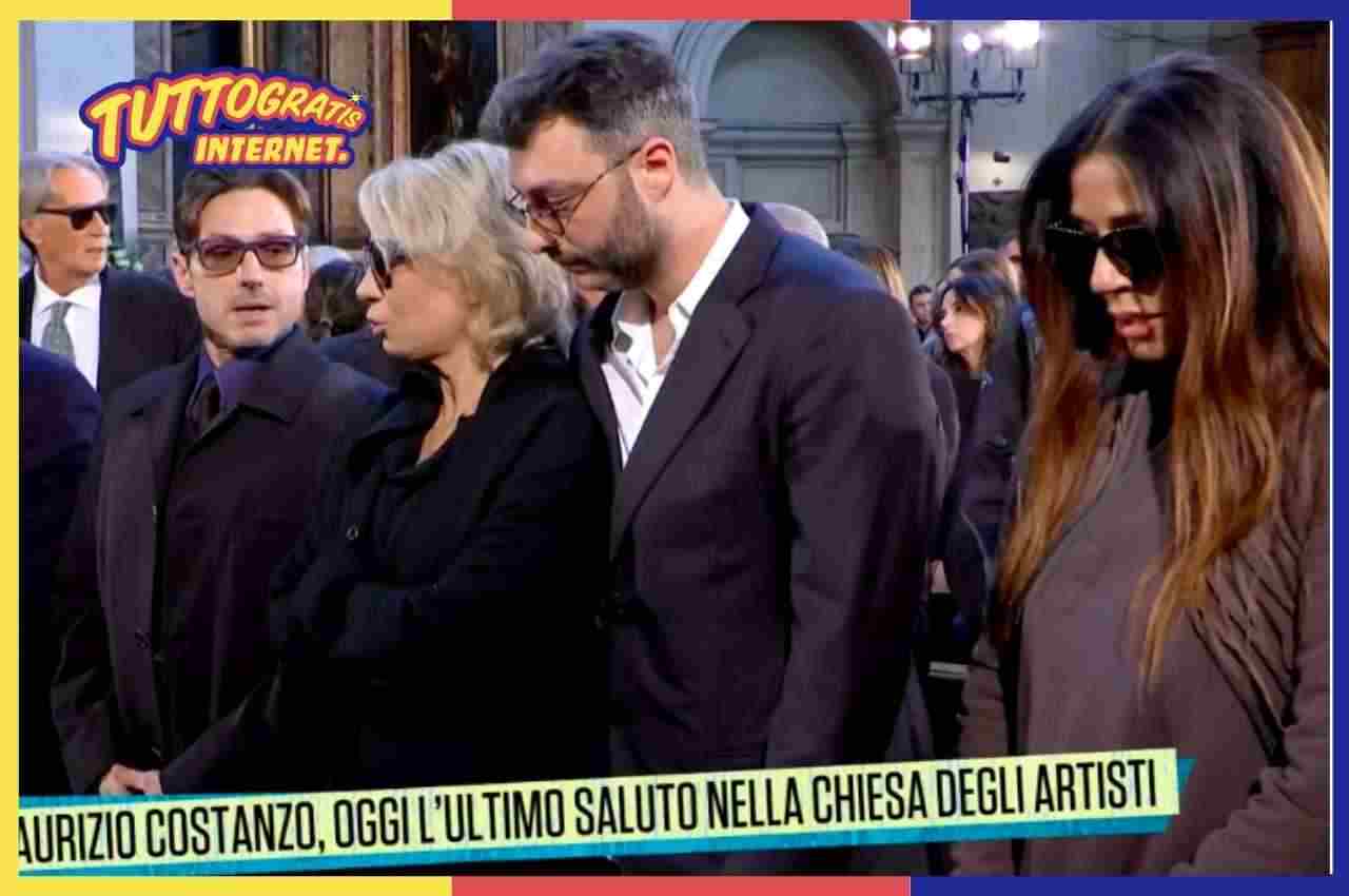 raffaella mennoia funerale Costanzo