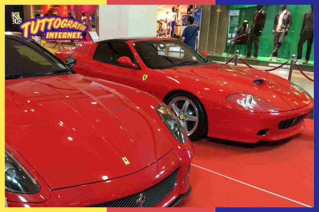 Esposizione delle Ferrari in vendita