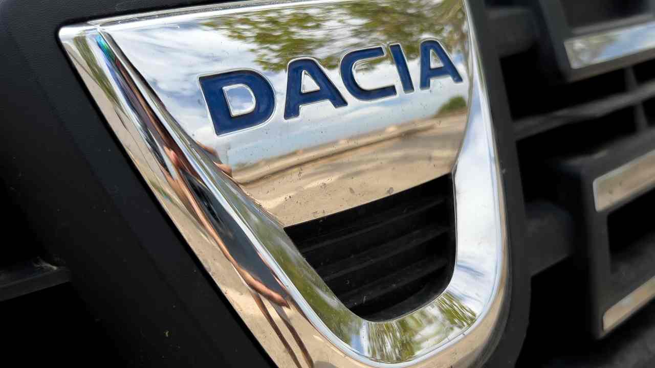Dacia Logo (Adobe Stock)