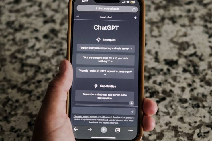 ChatGPT iPhone rischi