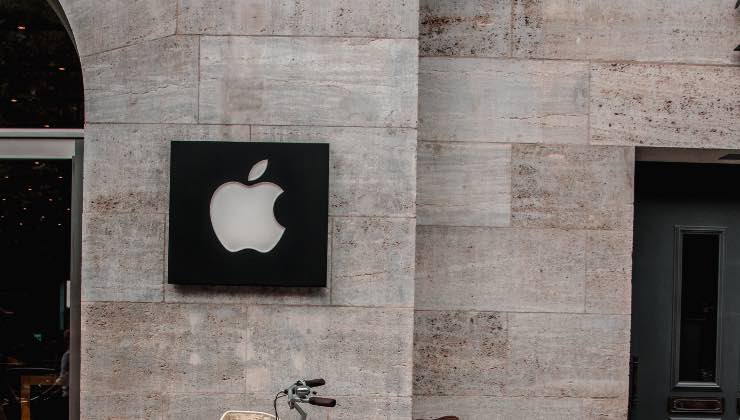 Apple ha imposto un divieto per i suoi dipendenti