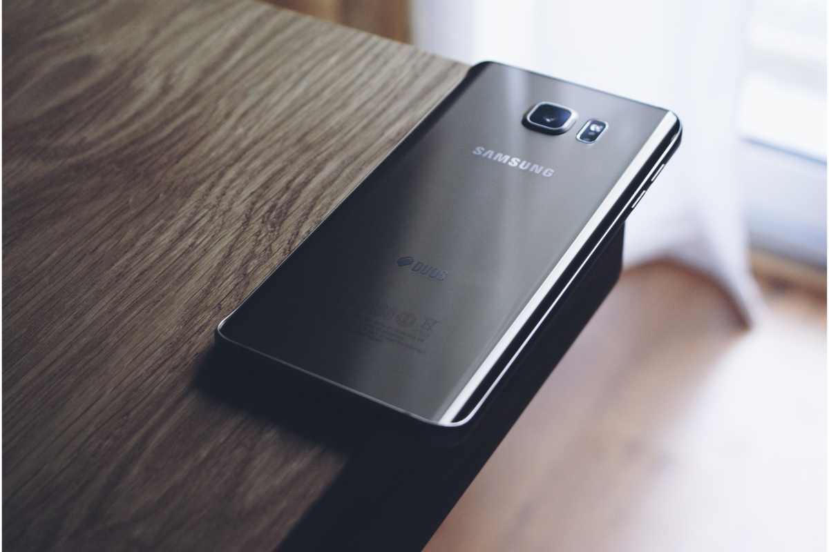 Samsung annuncia rivoluzione nel mondo degli smartphone