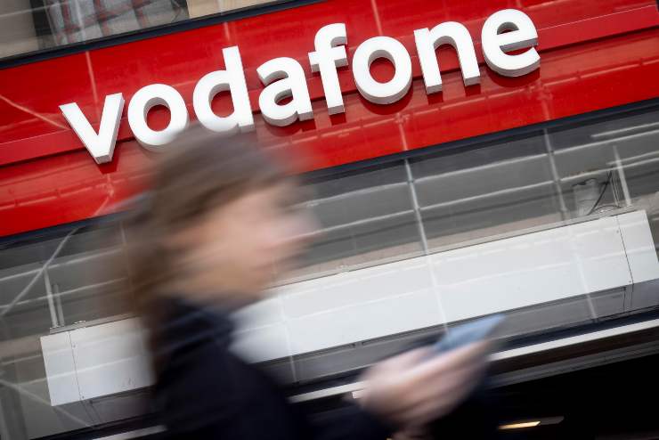Vodafone blocca il canone con la nuova offerta