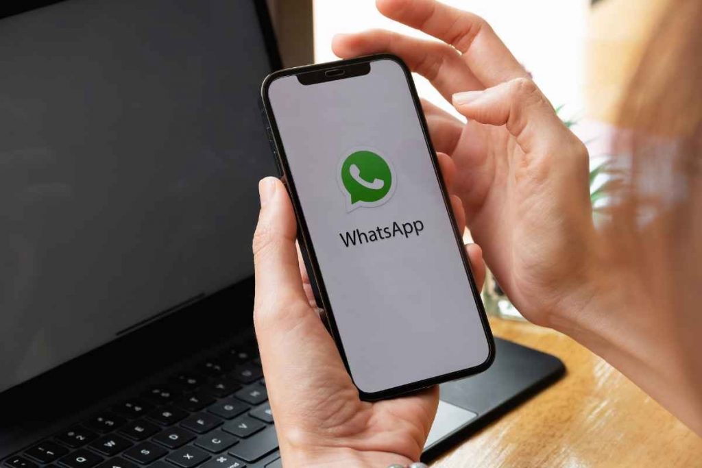 Collegarsi a WhatsApp Web