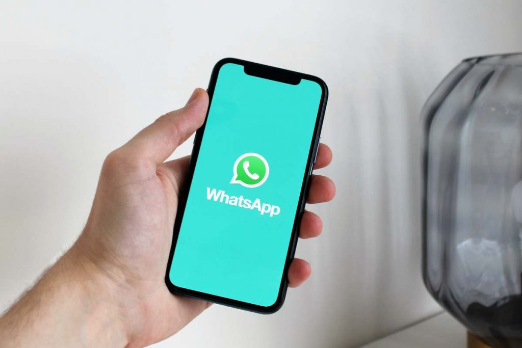 WhatsApp ristabilire chat