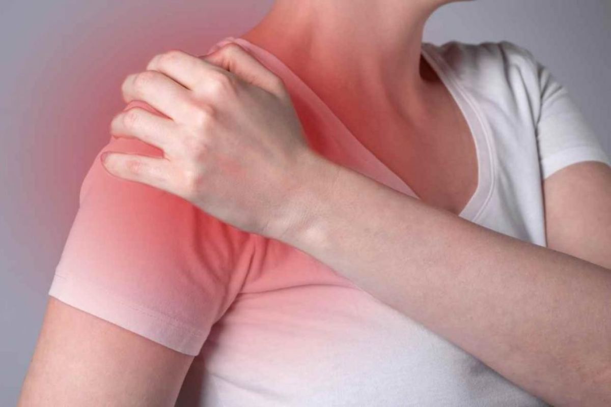 Sintomi e cause per il dolore alla spalla 
