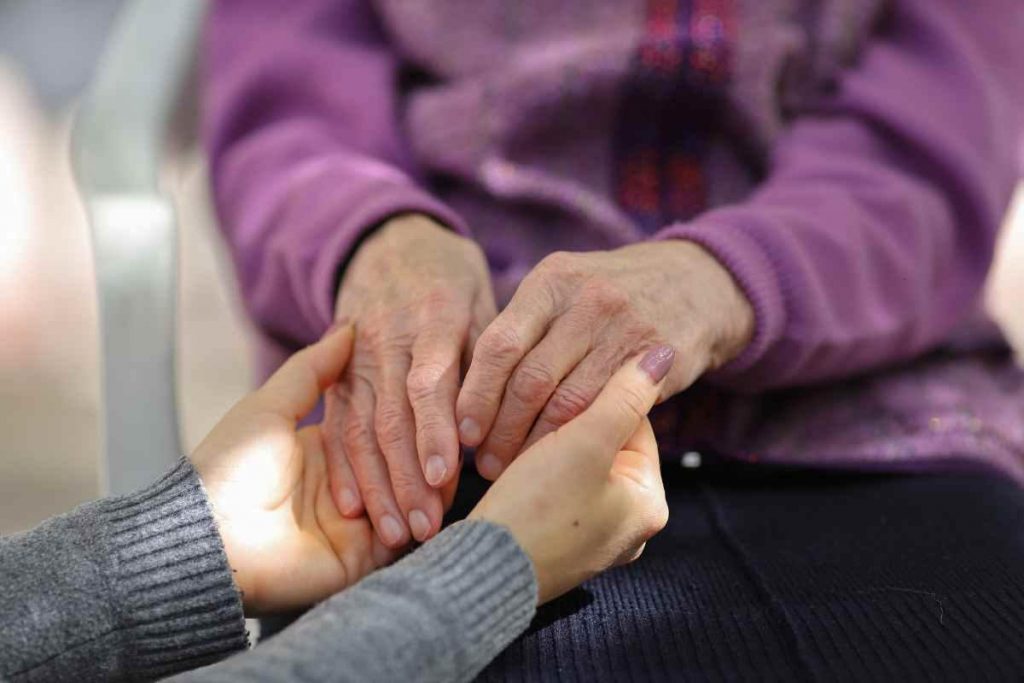 Pensione caregiver, cosa accade se l'assistito muore